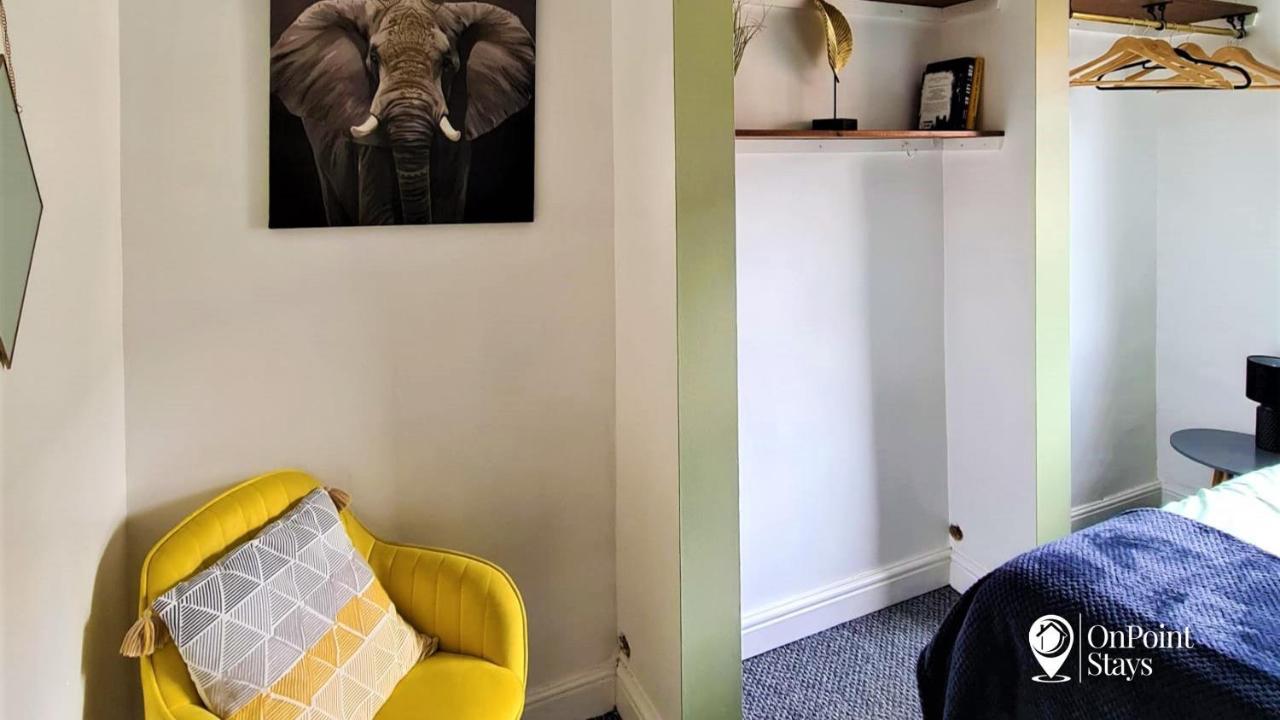 Lovely Spacious 5 Bedroom Home Near Chester City Centre 외부 사진