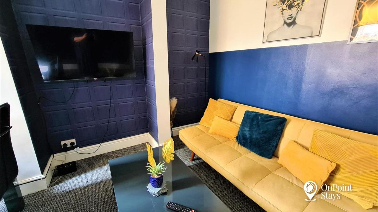 Lovely Spacious 5 Bedroom Home Near Chester City Centre 외부 사진
