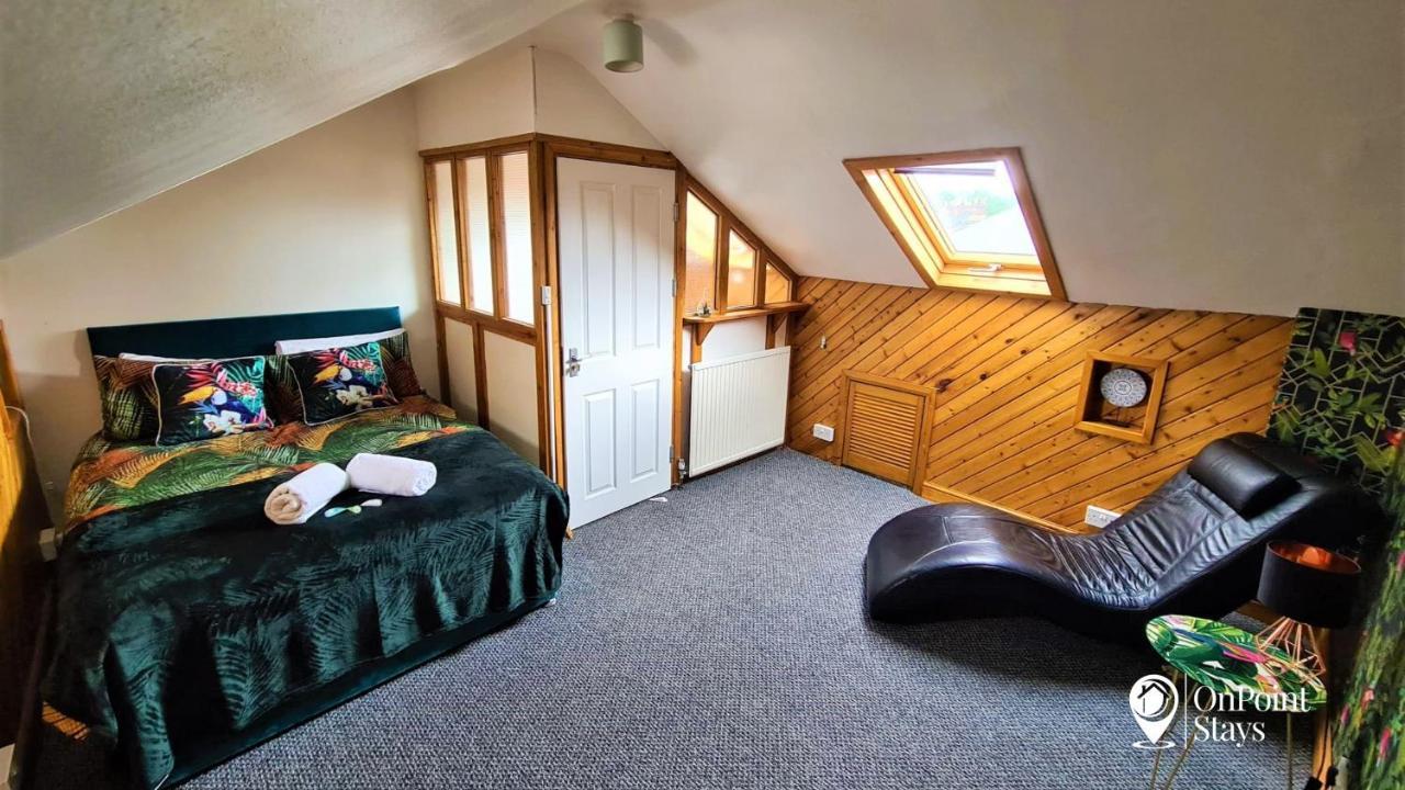 Lovely Spacious 5 Bedroom Home Near Chester City Centre 외부 사진