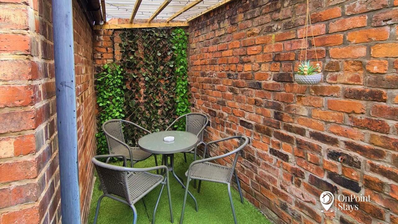 Lovely Spacious 5 Bedroom Home Near Chester City Centre 외부 사진